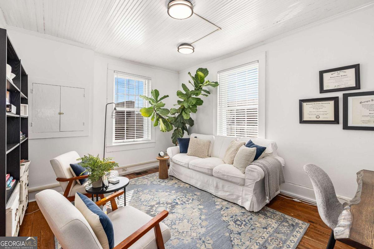 35 S Peachtree Street