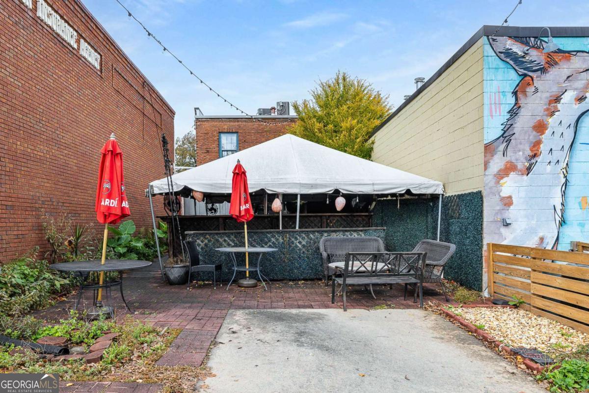 35 S Peachtree Street