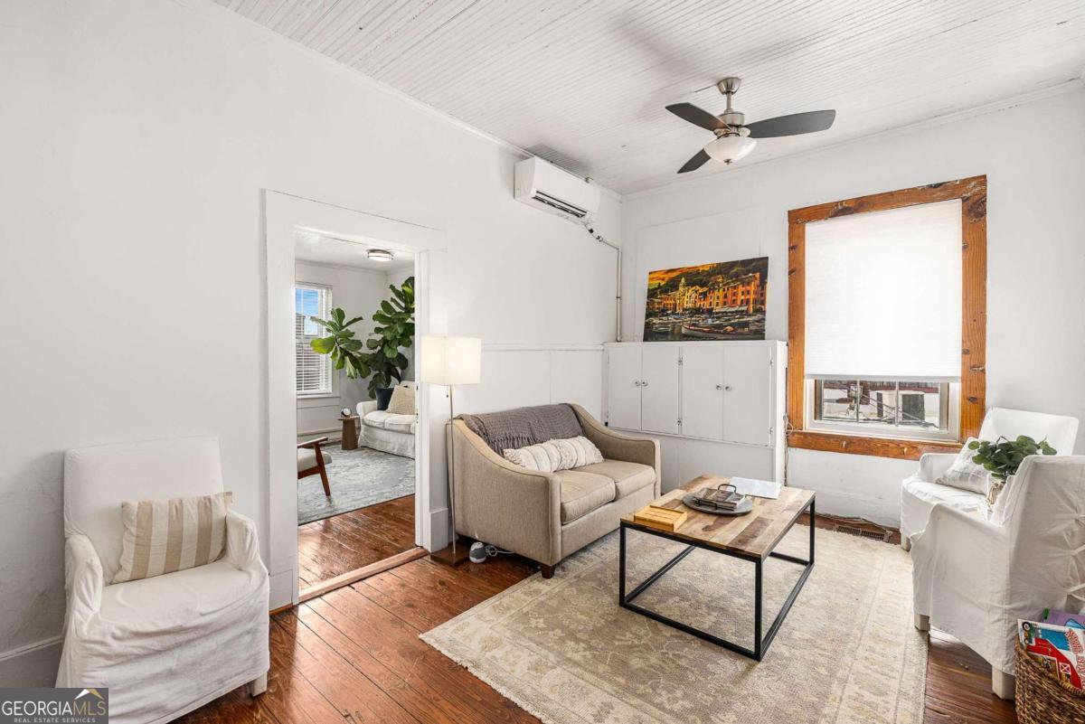 35 S Peachtree Street