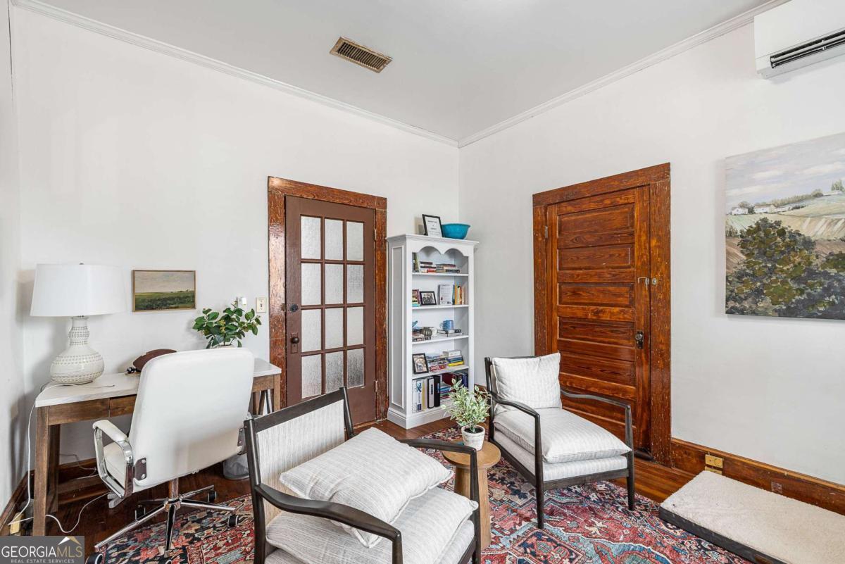 35 S Peachtree Street