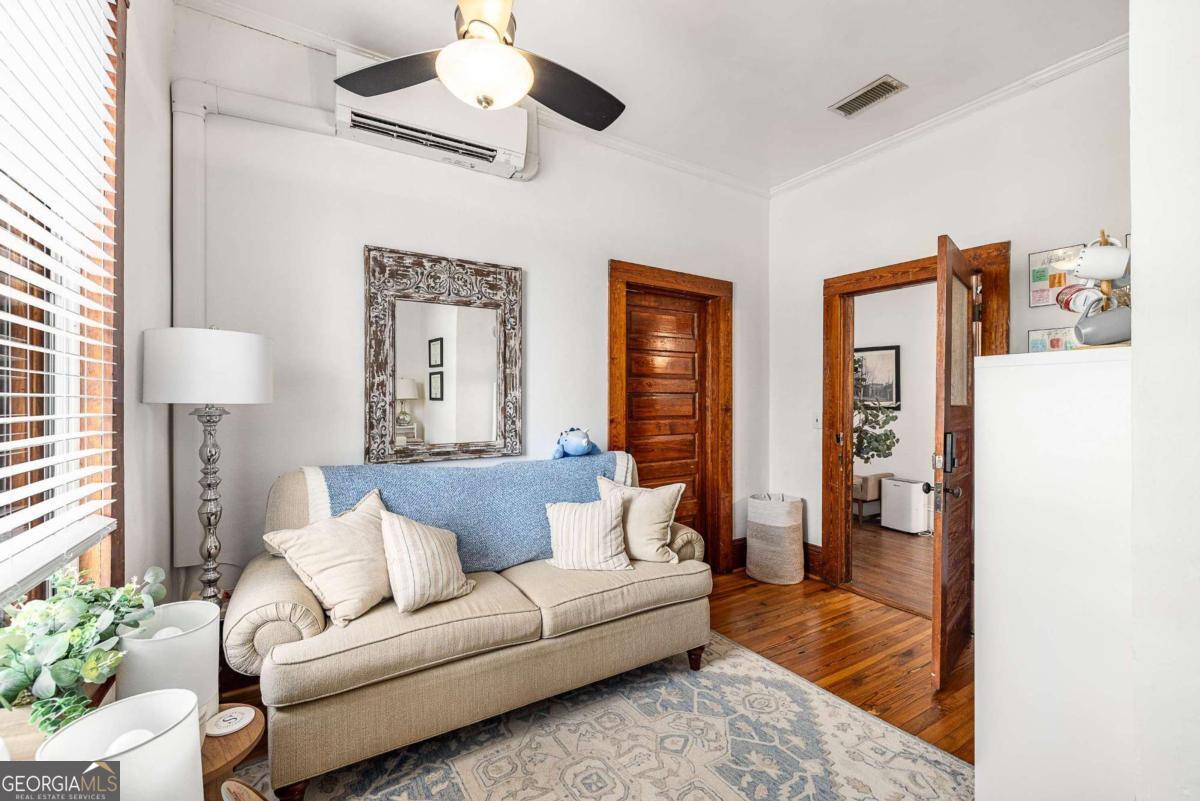 35 S Peachtree Street