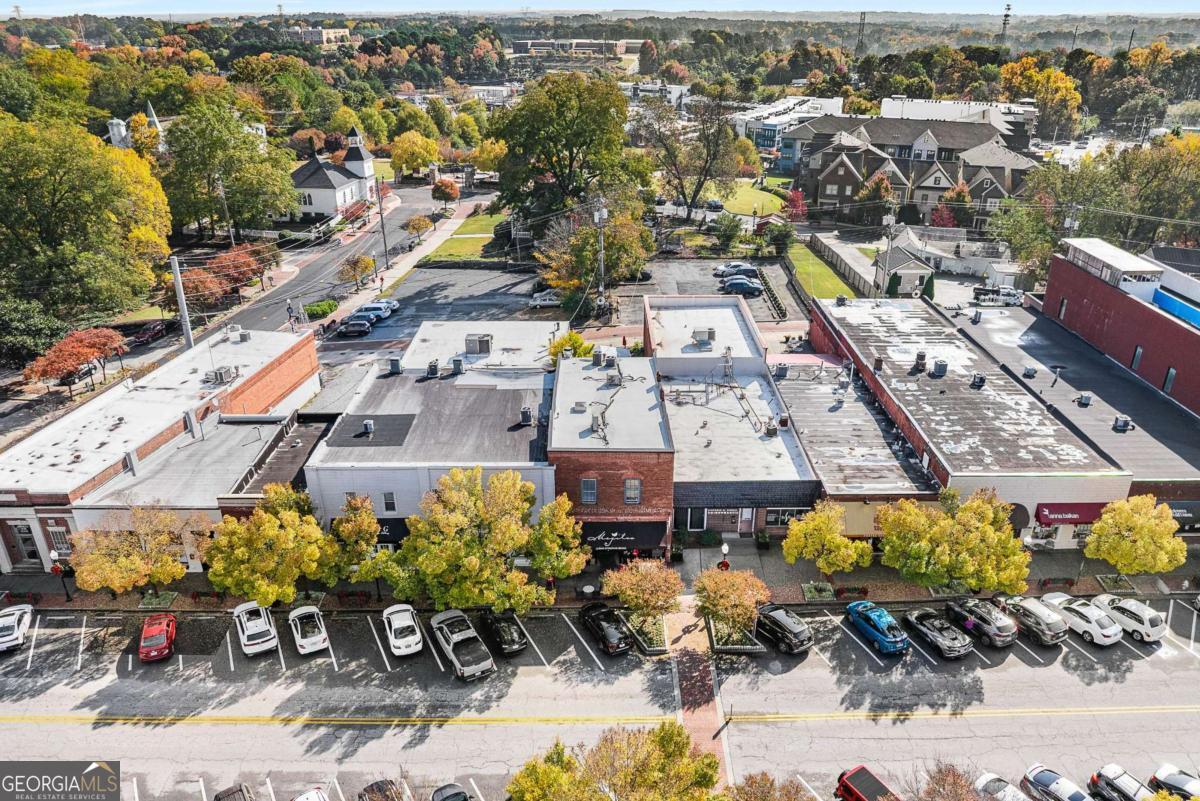 35 S Peachtree Street