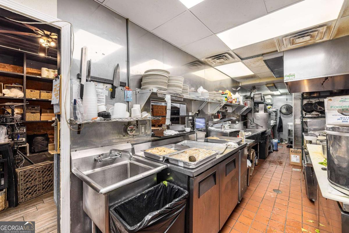 35 S Peachtree Street