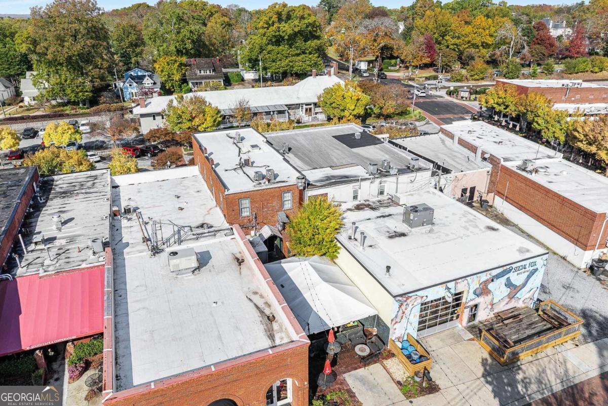 35 S Peachtree Street