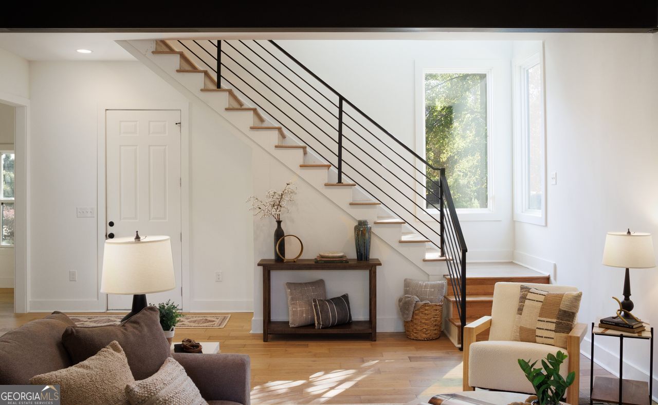 1354 Orange Blossom SE