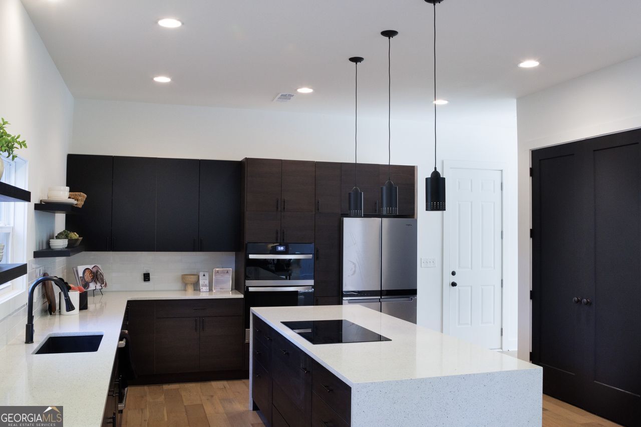 1354 Orange Blossom SE