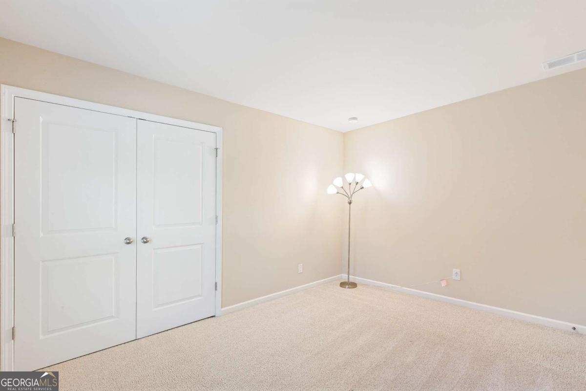 2377 Whispering Drive NW