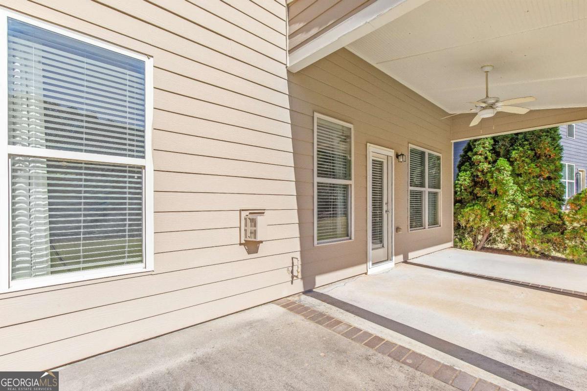 2377 Whispering Drive NW