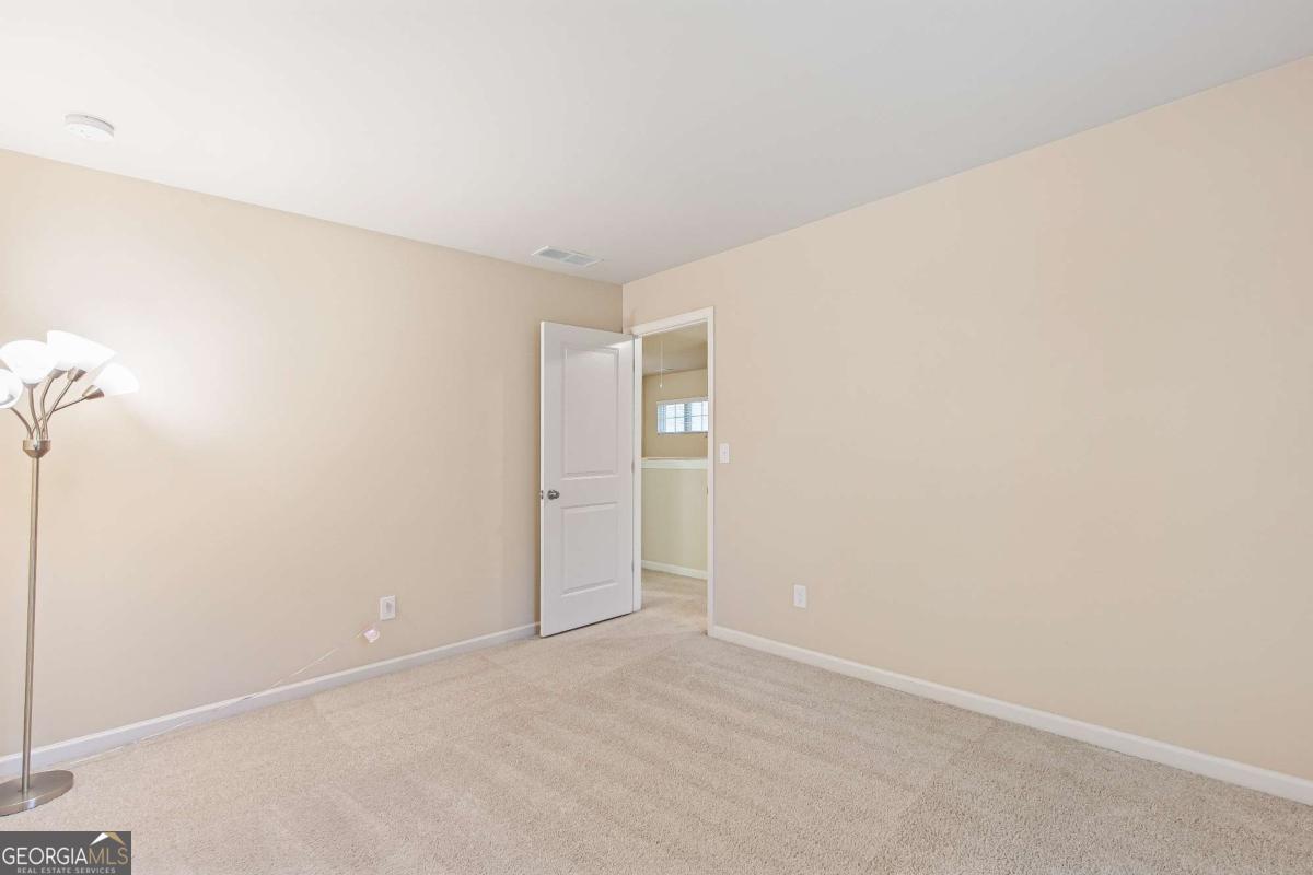 2377 Whispering Drive NW