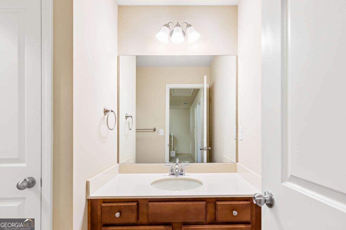 2377 Whispering Drive NW