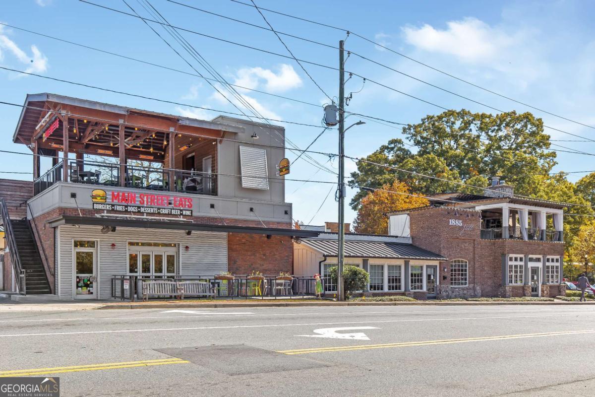 2377 Whispering Drive NW