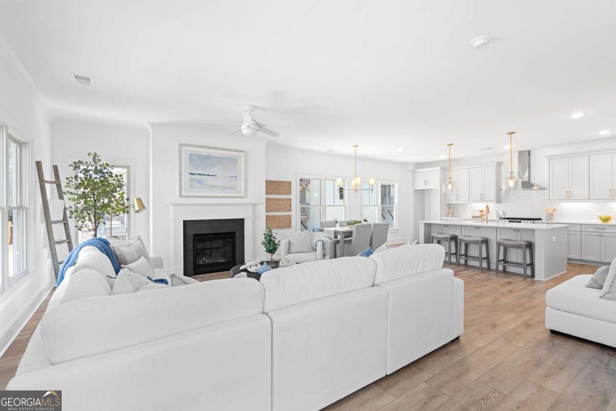 3307 Stillwood Drive