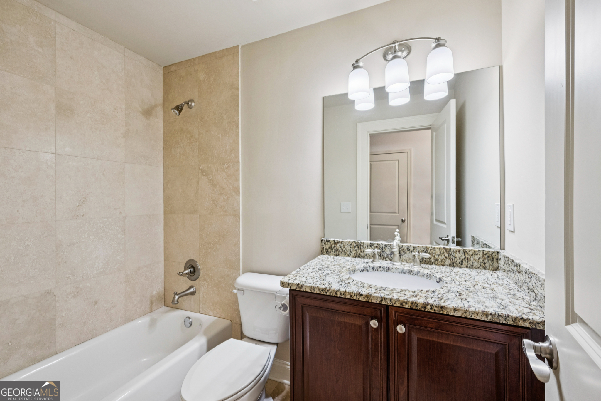 1043 Antioch Drive NE