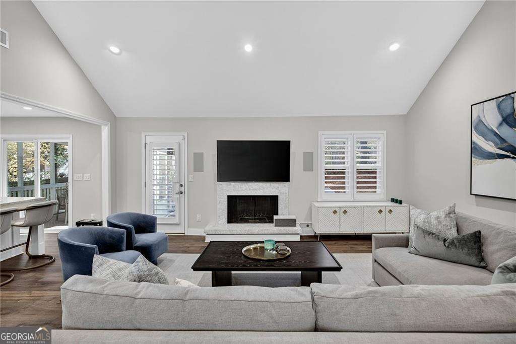 5197 Forest Brook Parkway