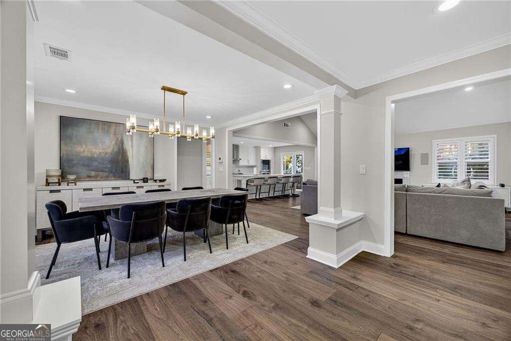 5197 Forest Brook Parkway