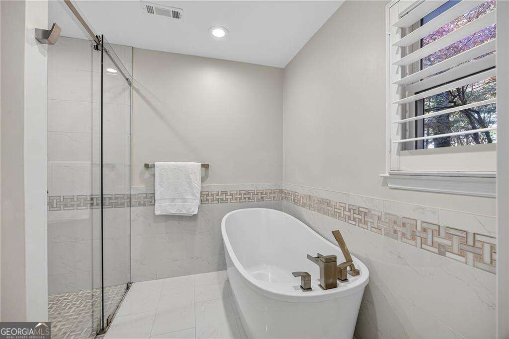 5197 Forest Brook Parkway