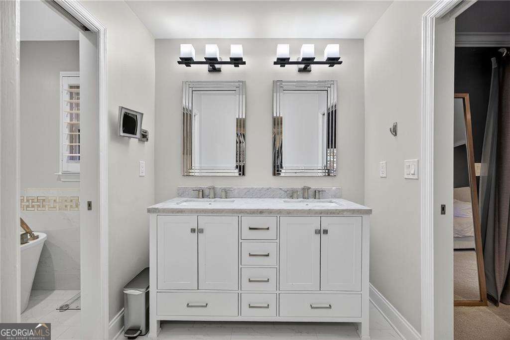 5197 Forest Brook Parkway