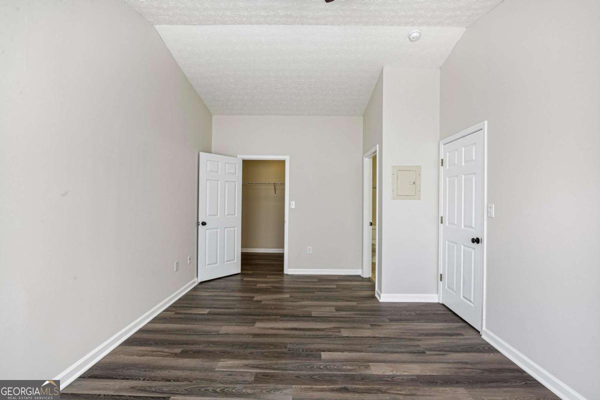 1371 Keys Crossing Drive NE