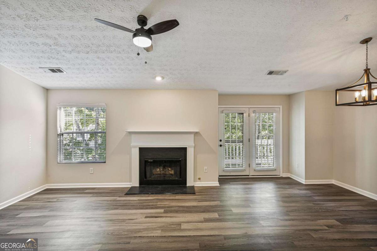 1371 Keys Crossing Drive NE