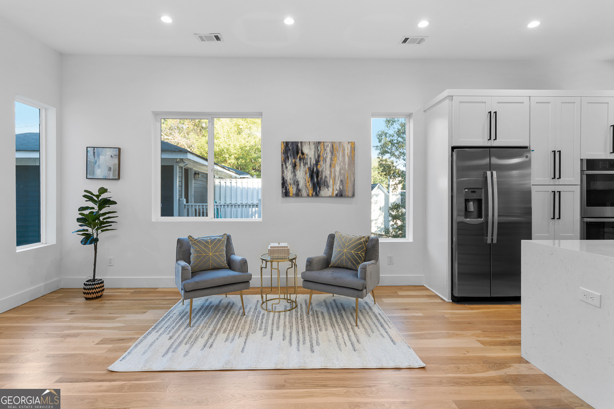 147 Hutchinson Street NE