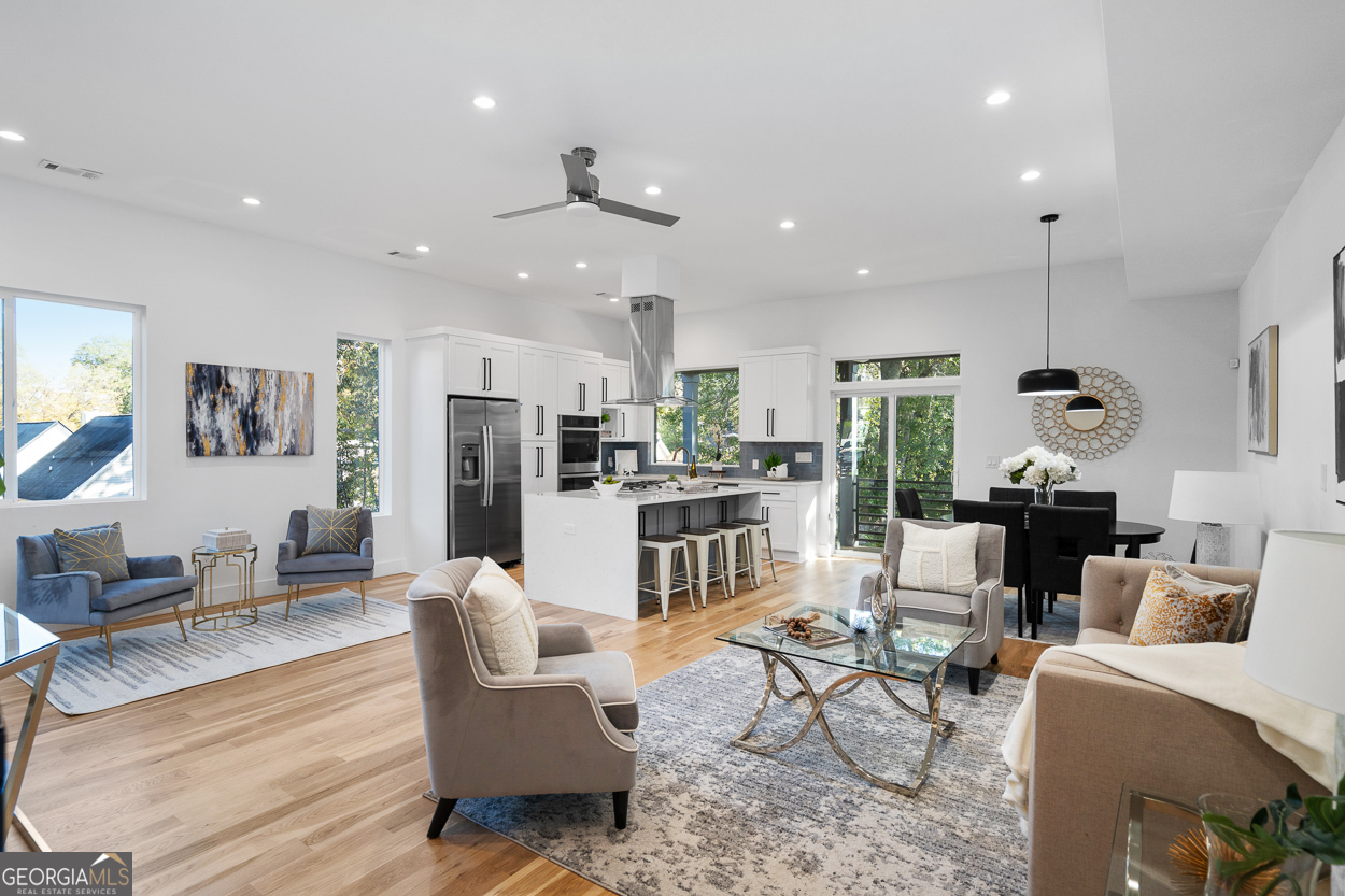 147 Hutchinson Street NE