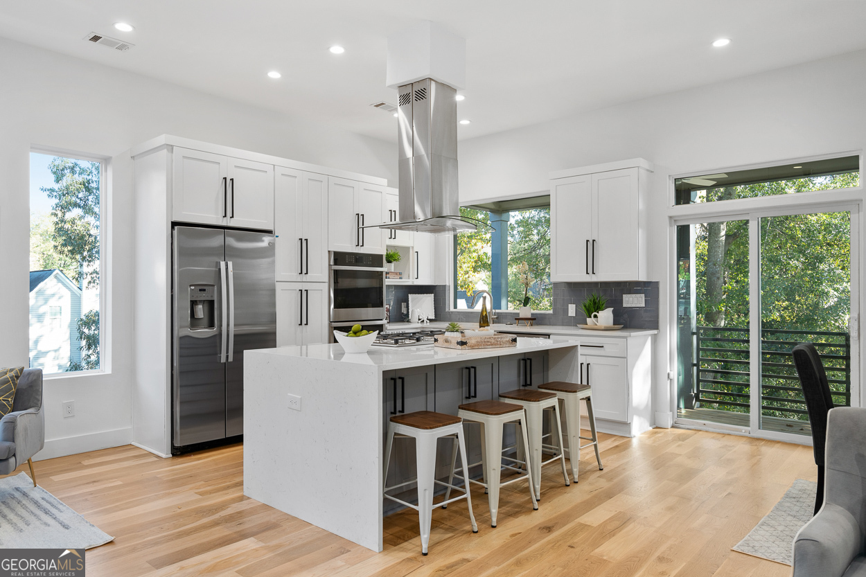 147 Hutchinson Street NE