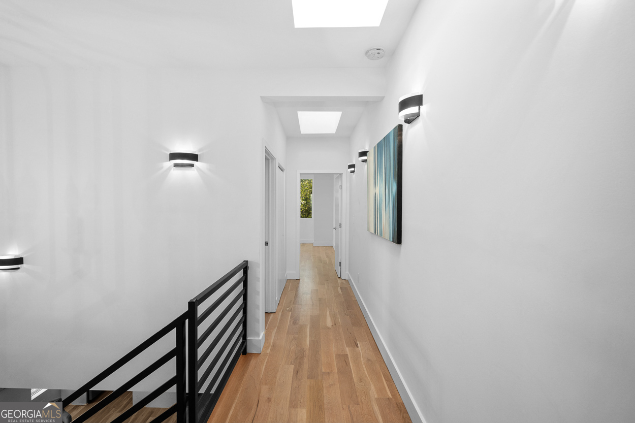 147 Hutchinson Street NE