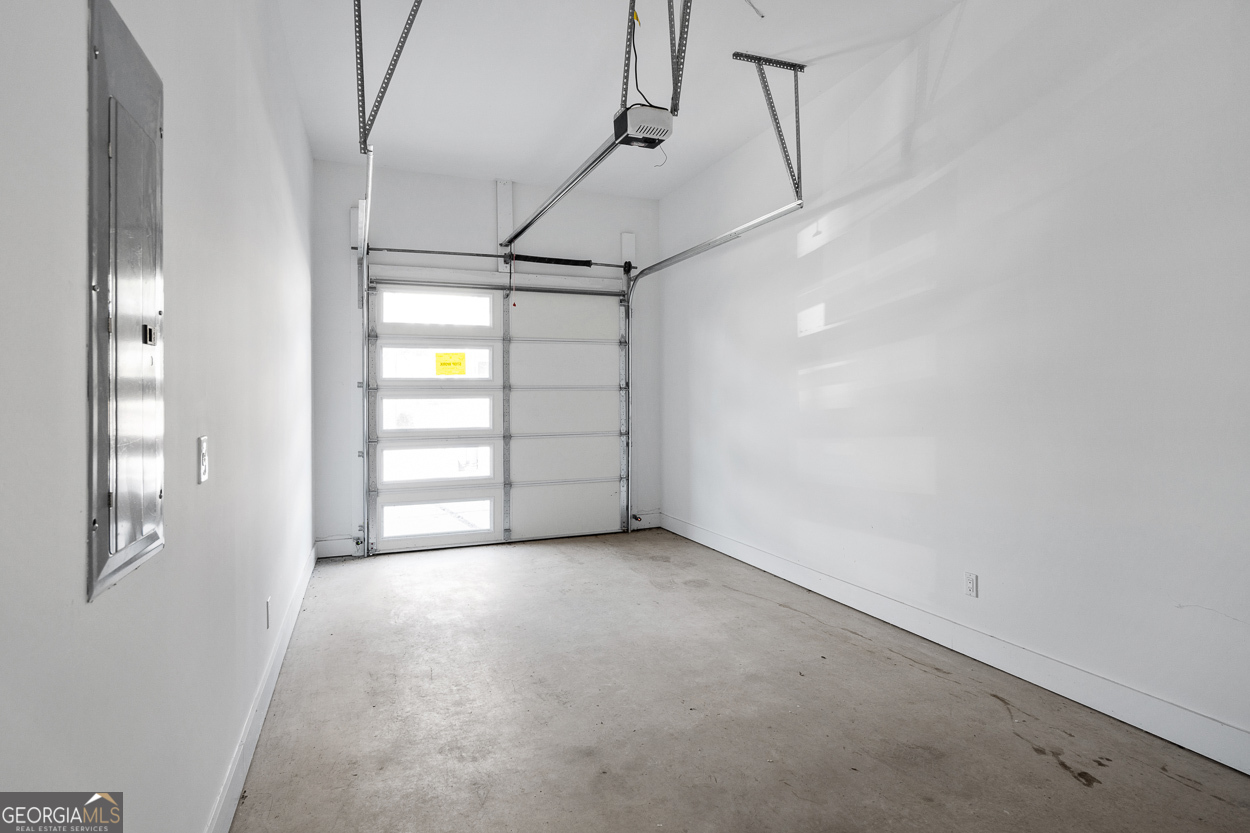 147 Hutchinson Street NE