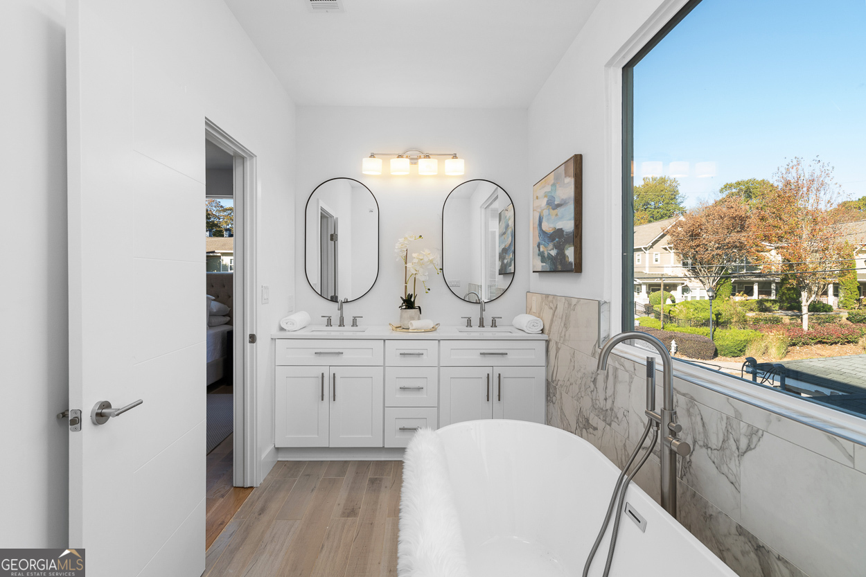 147 Hutchinson Street NE