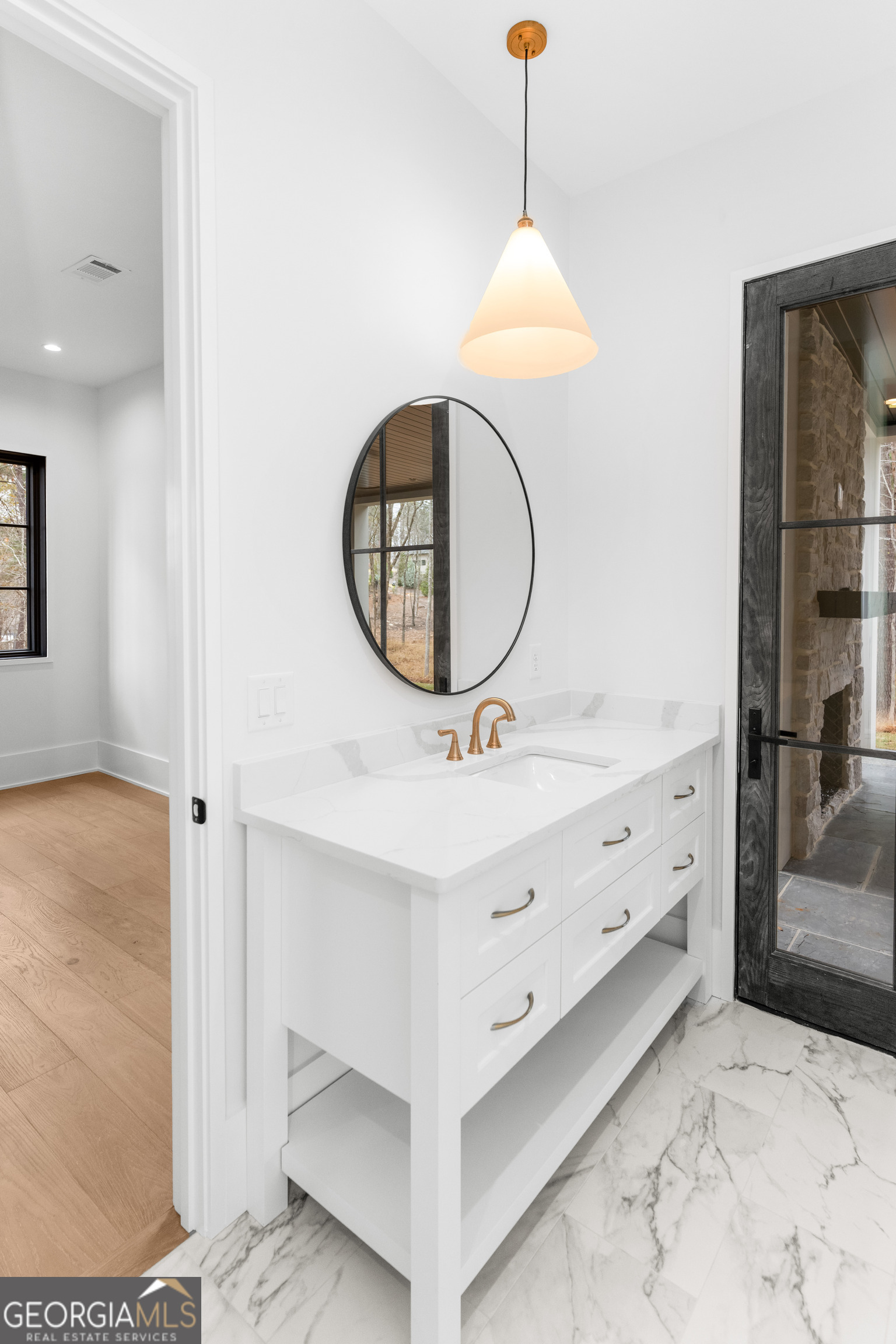 1131 Broadpoint Drive