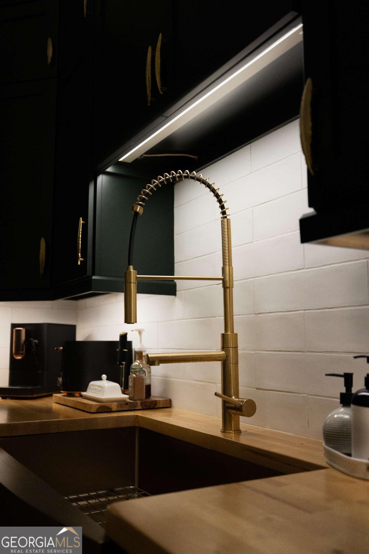 7670 Hiawassee Wilderness