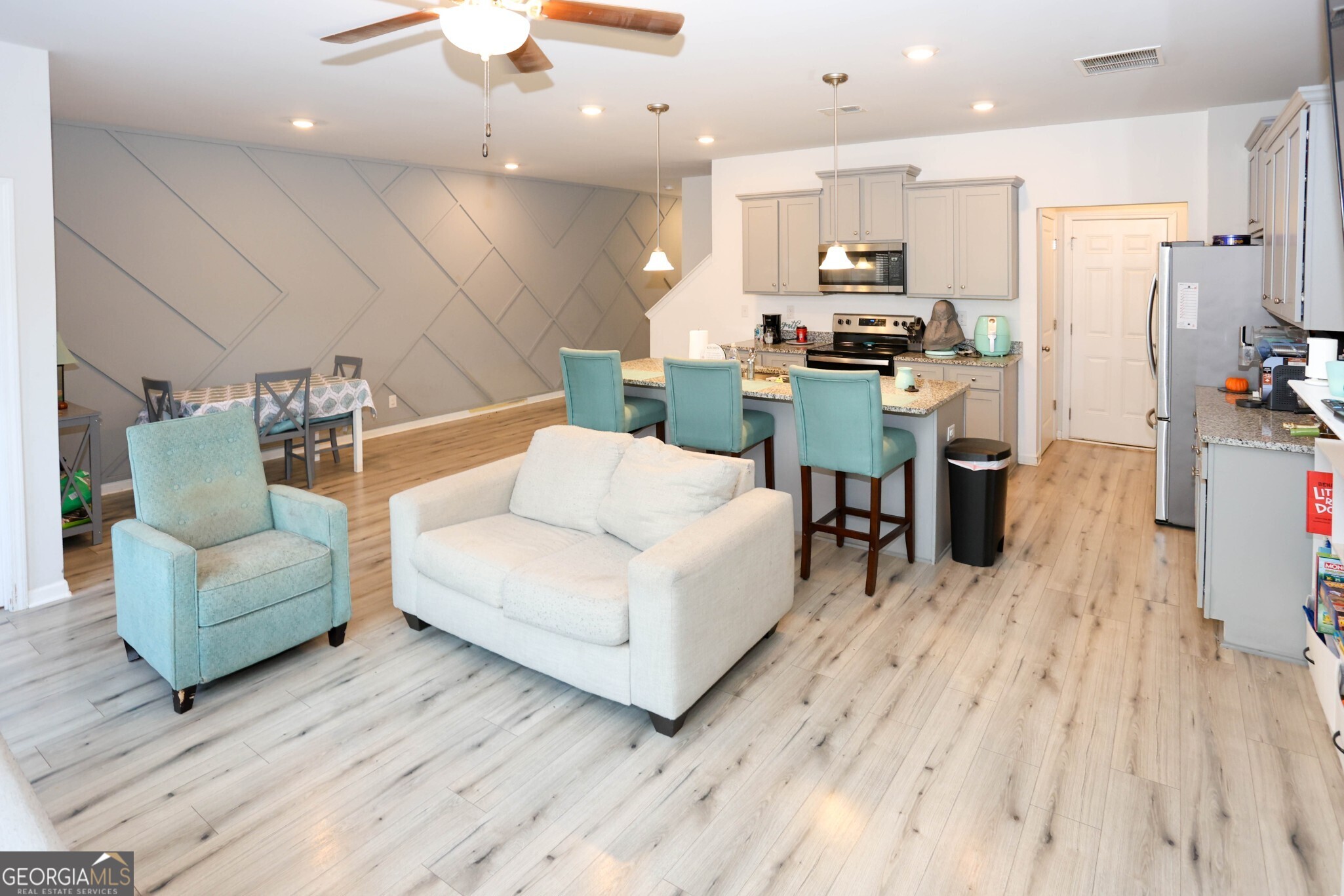 7488 Knoll Hollow Road