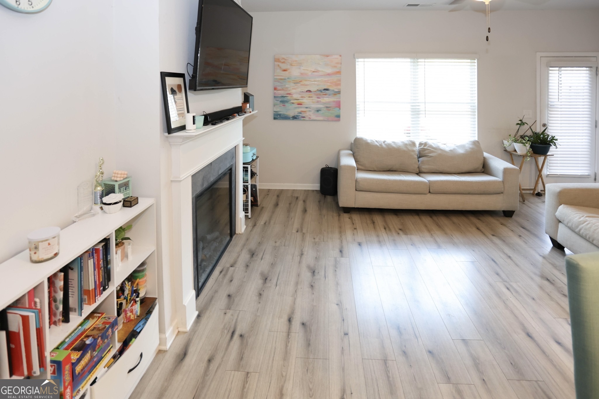 7488 Knoll Hollow Road