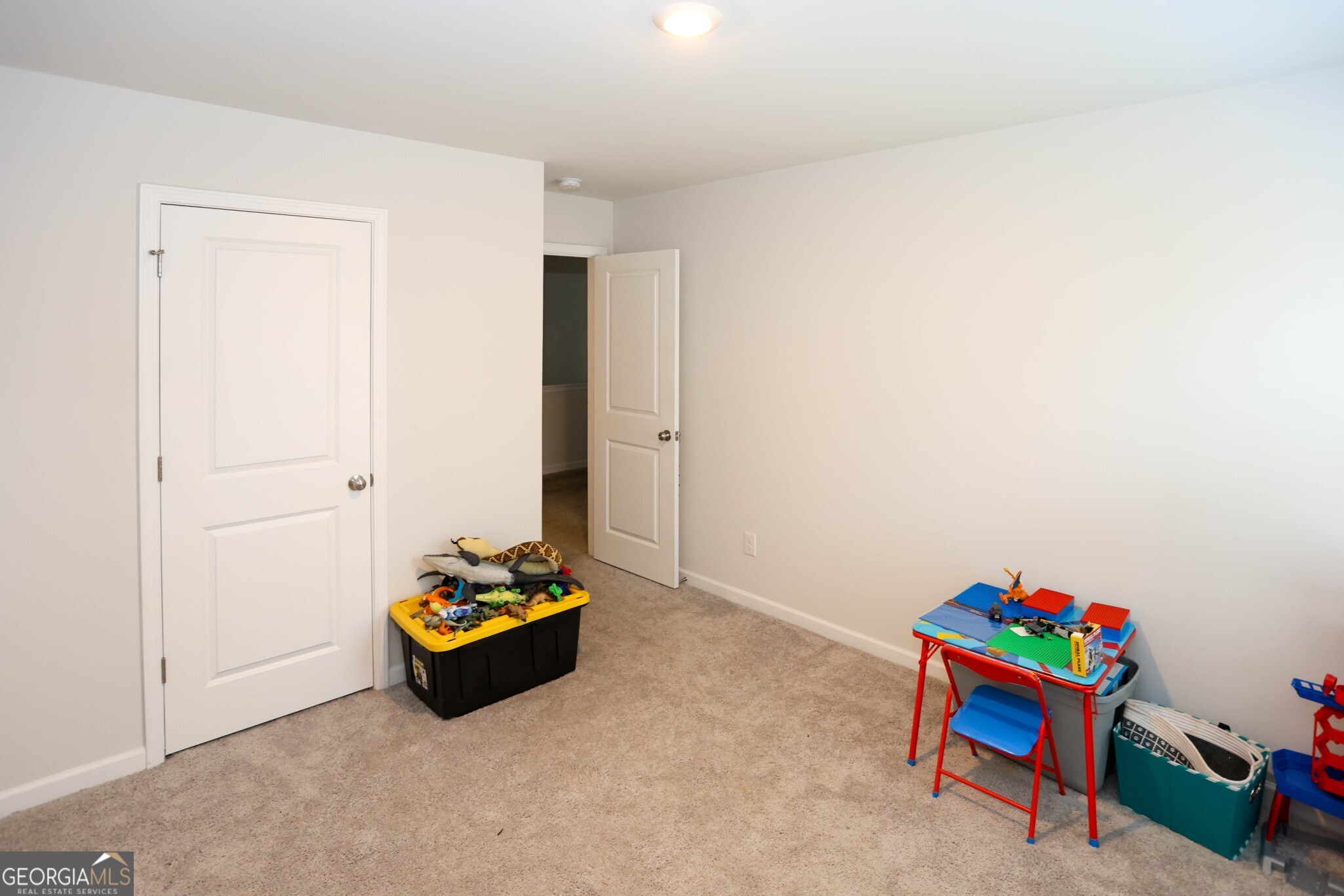 7488 Knoll Hollow Road