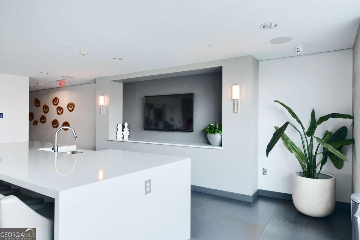 361 17th Street NW # 1702