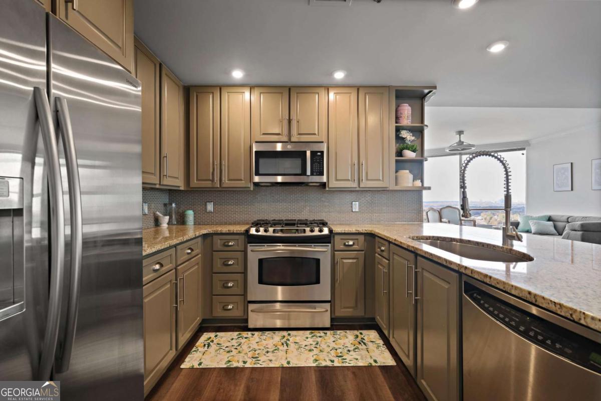 3338 Peachtree Road NE # 2803