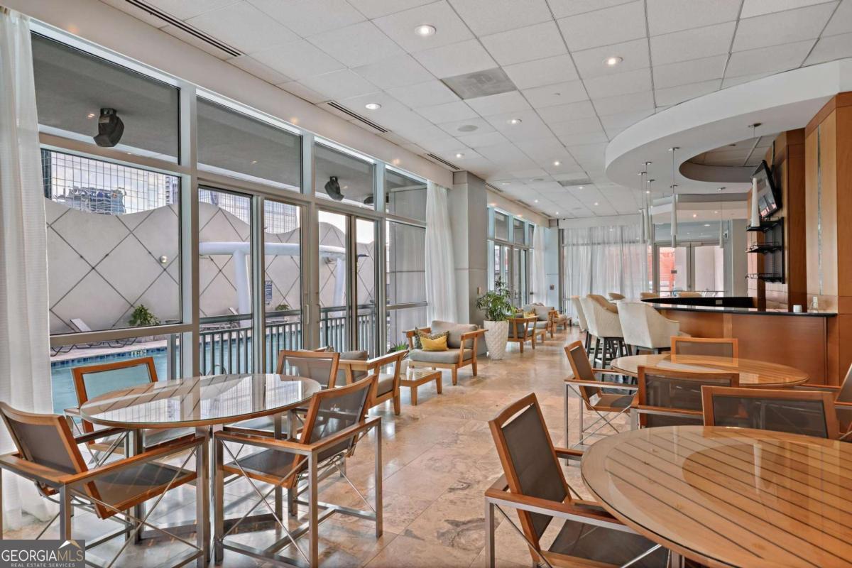 3338 Peachtree Road NE # 2803