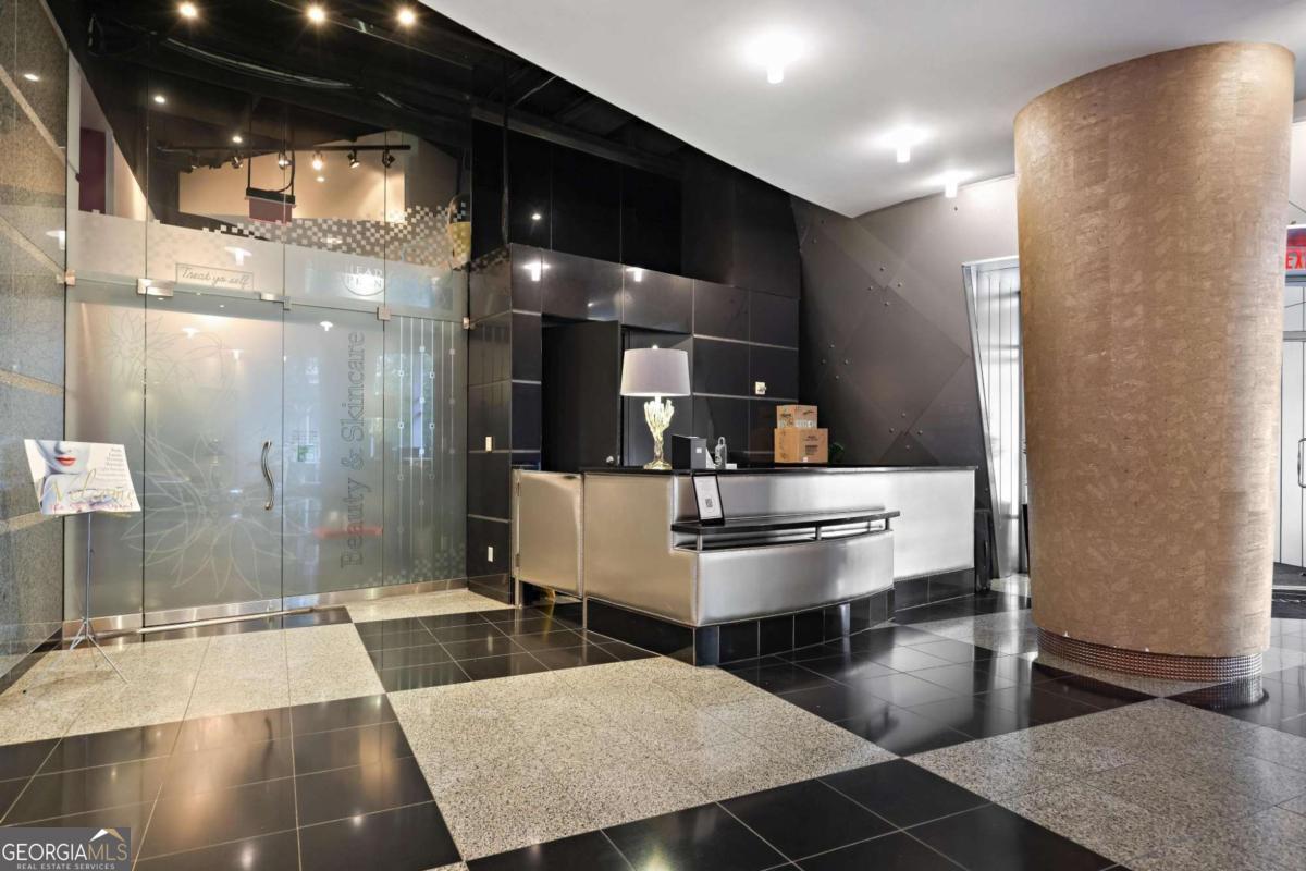 3338 Peachtree Road NE # 2803