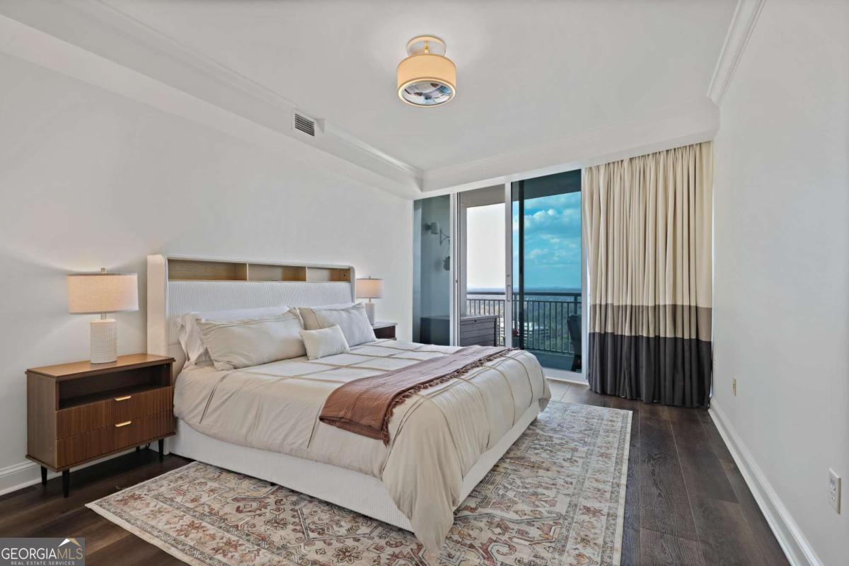 3338 Peachtree Road NE # 2803