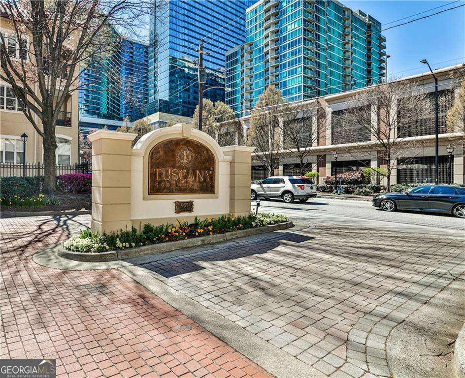 955 Juniper Street NE # 2322