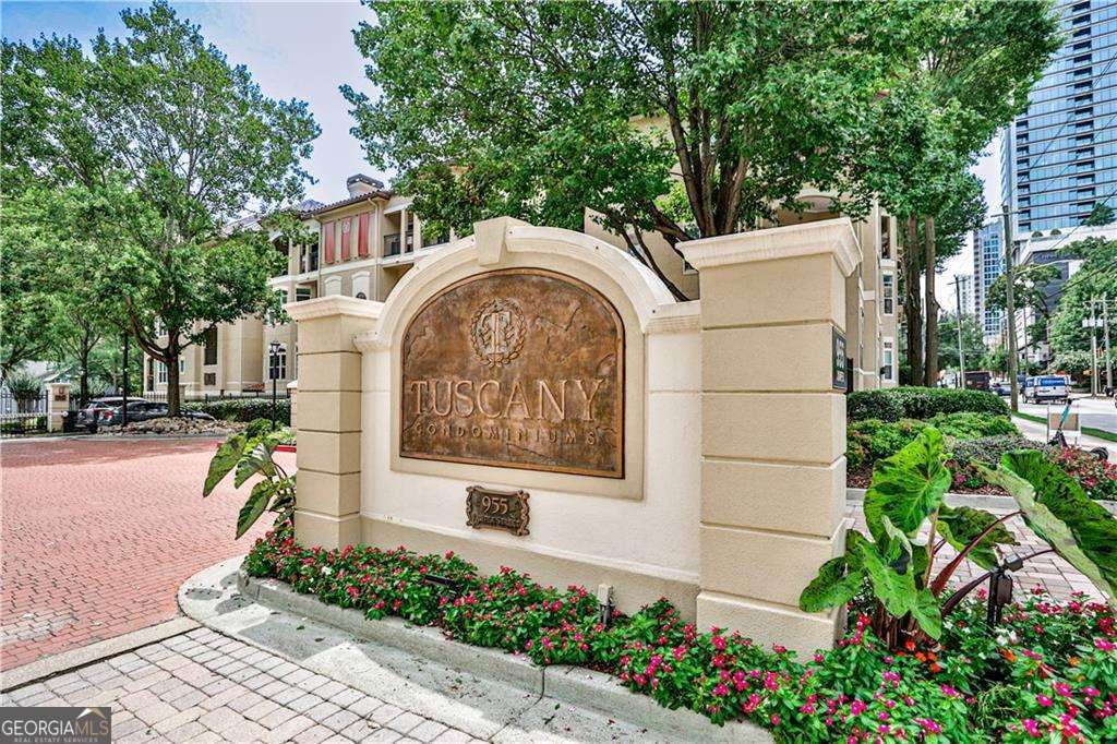 955 Juniper Street NE # 2322