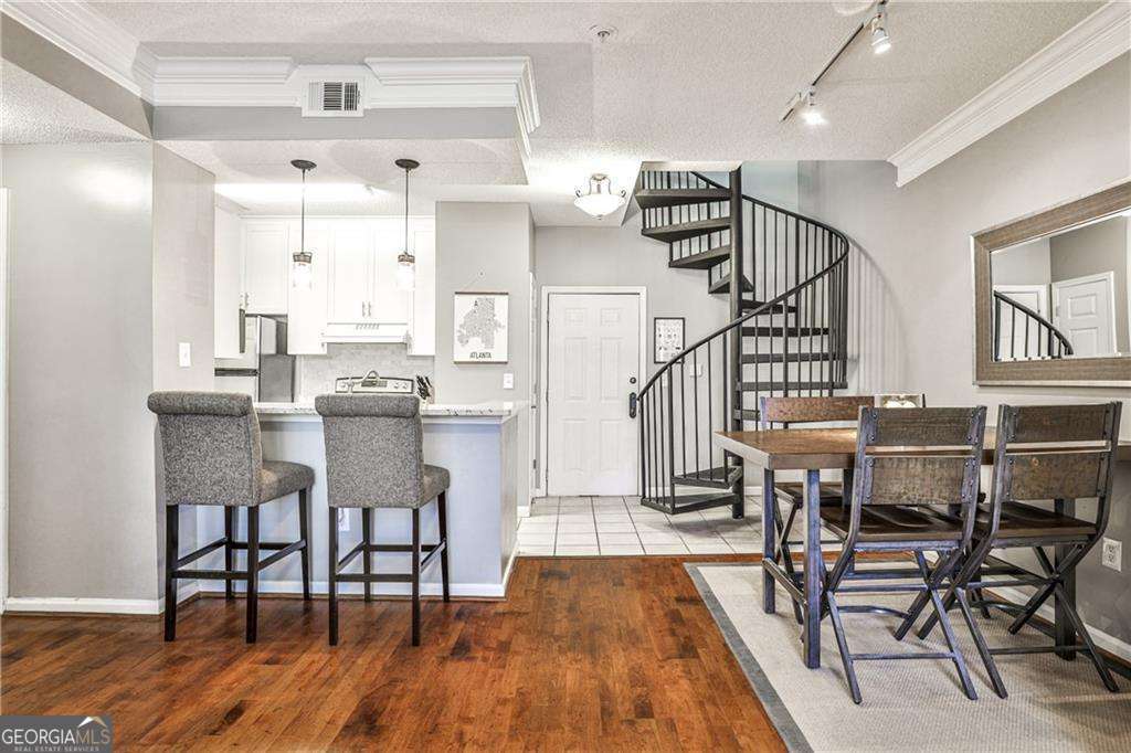 955 Juniper Street NE # 2322