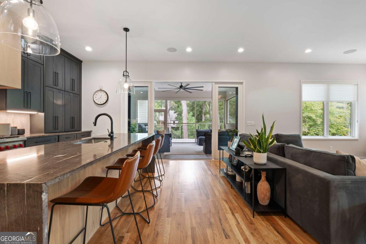 664 B Timm Valley Road NE