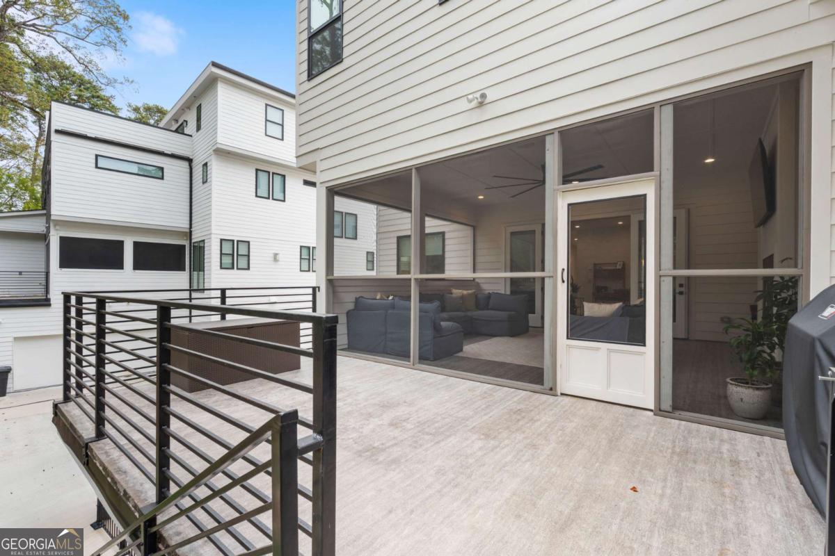 664 B Timm Valley Road NE