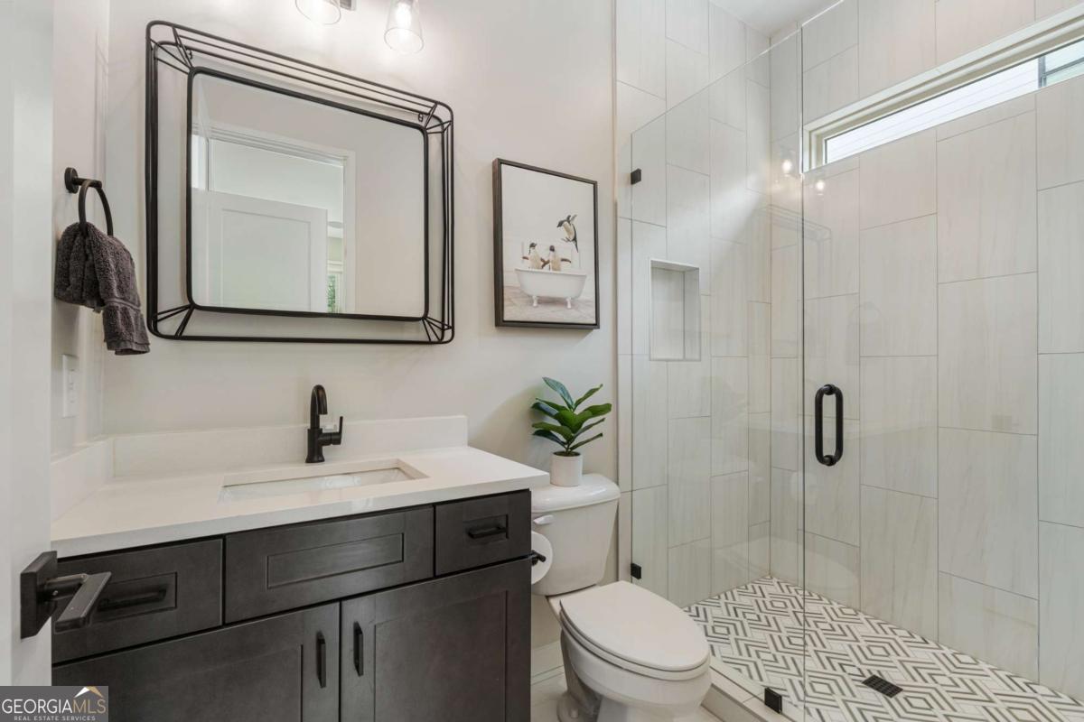 664 B Timm Valley Road NE