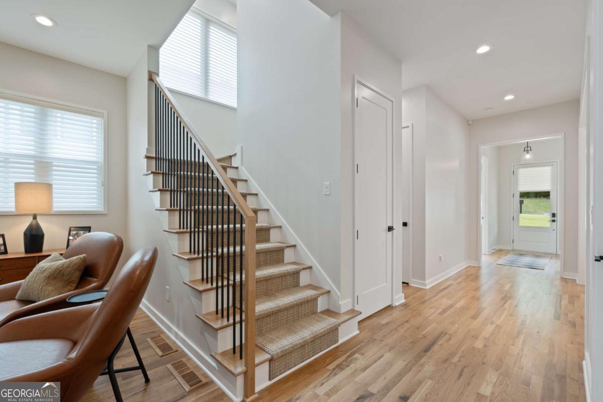 664 B Timm Valley Road NE