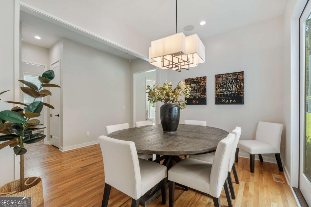 664 B Timm Valley Road NE