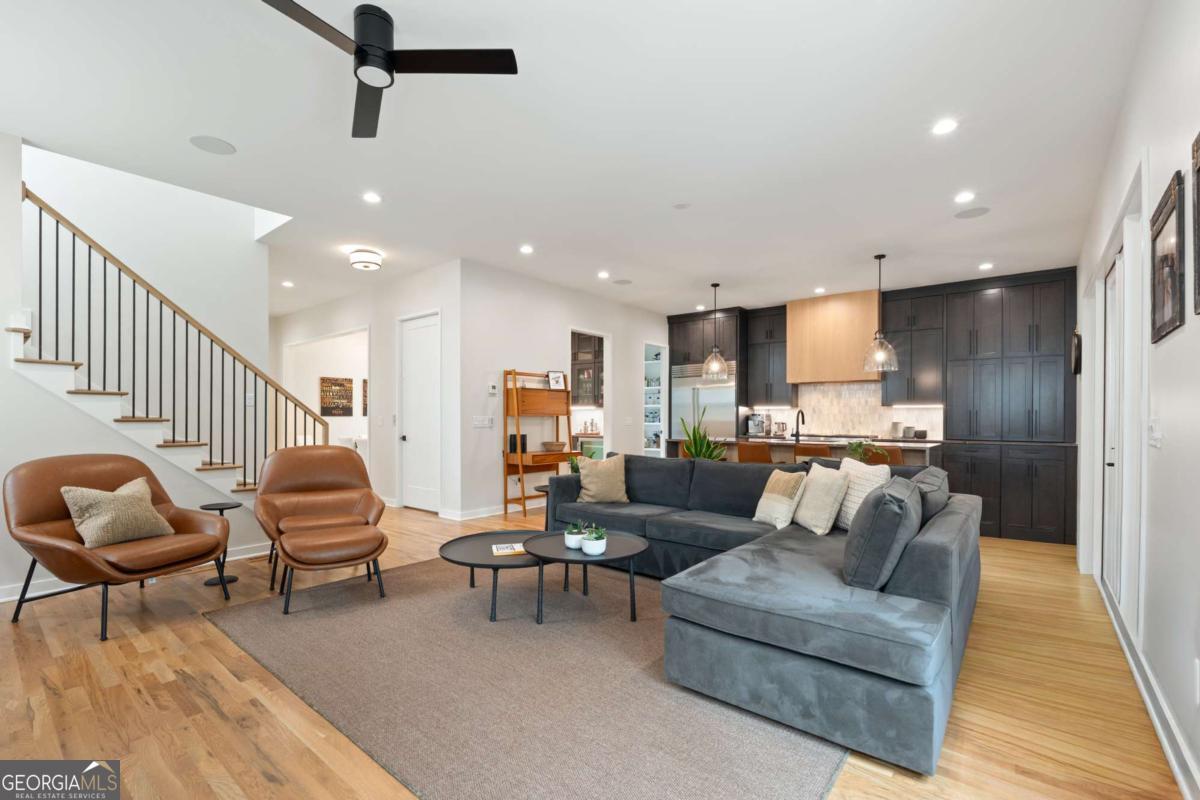 664 B Timm Valley Road NE