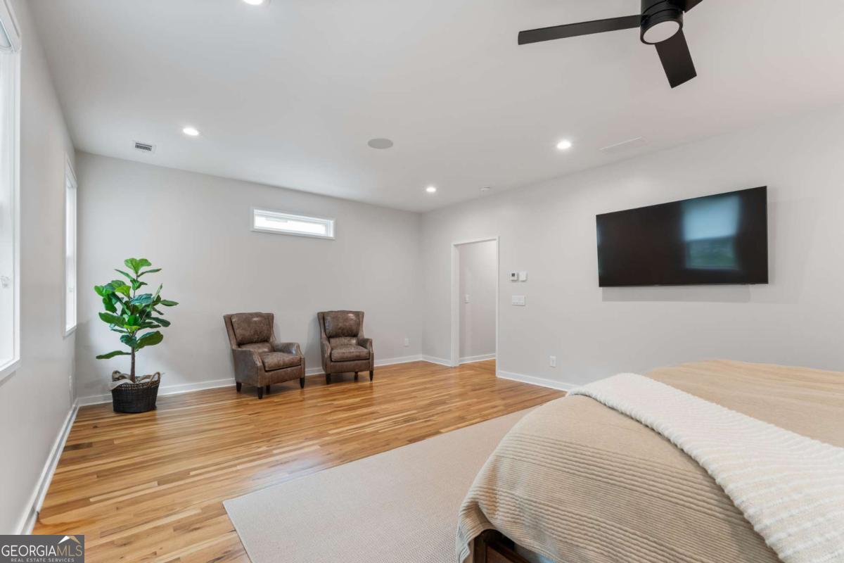 664 B Timm Valley Road NE