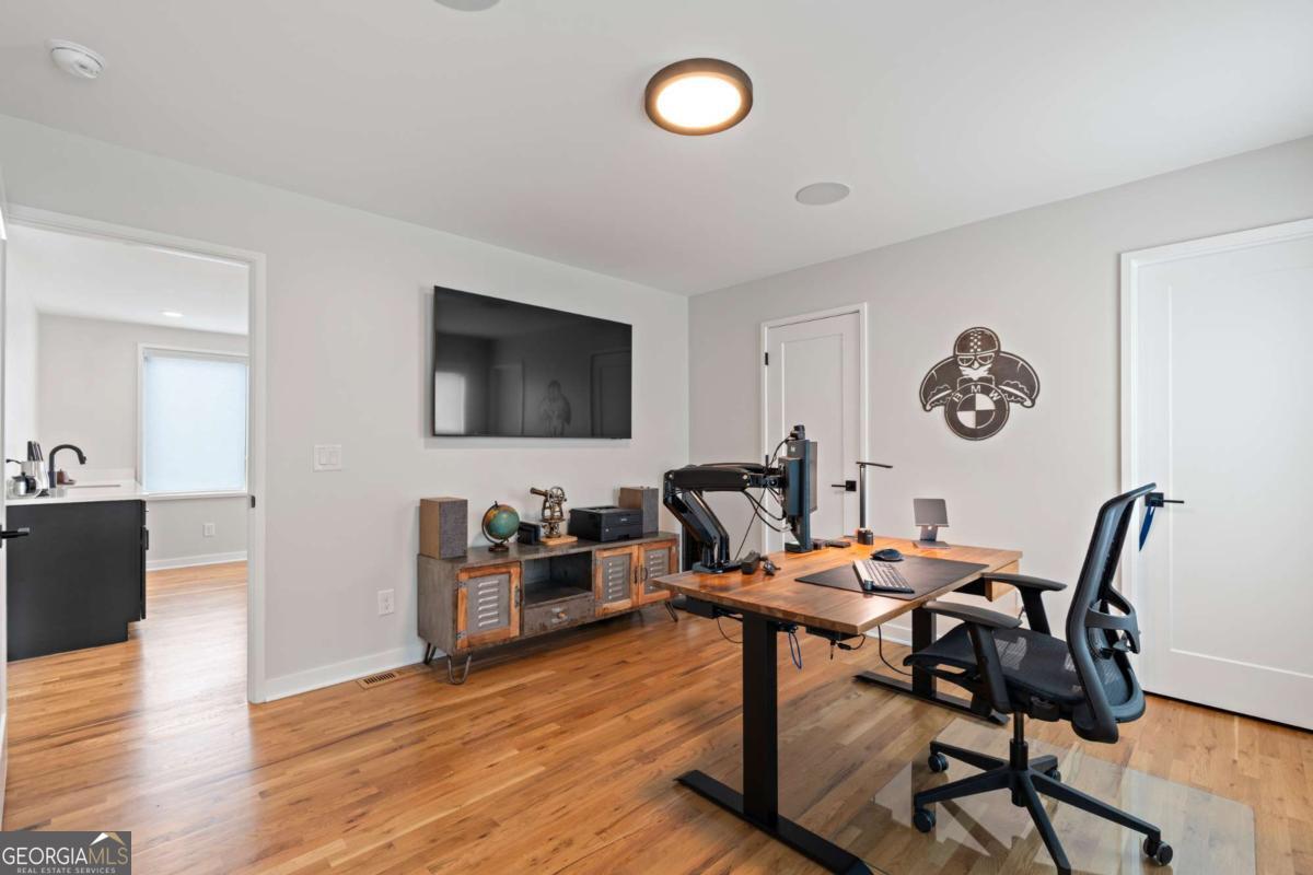 664 B Timm Valley Road NE